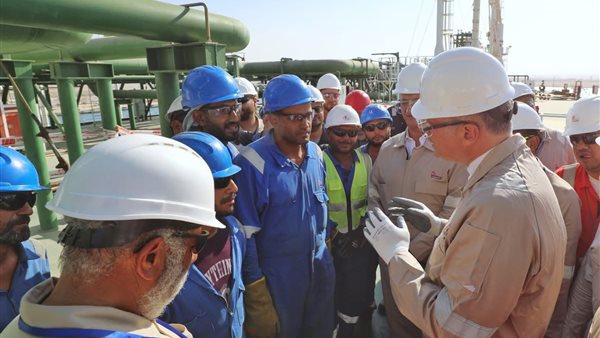 جانب من جولة وزير