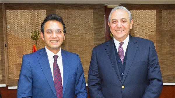 محافظ الغربية والدكتور