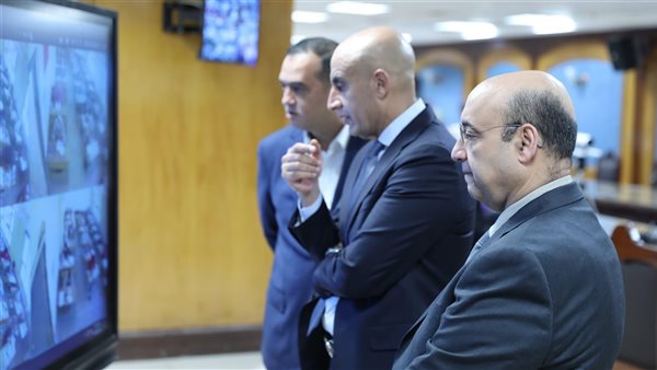 وزير التعليم يتابع