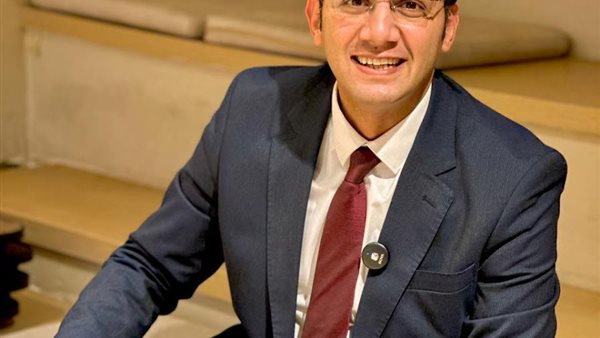 الدكتور طاهر نصر