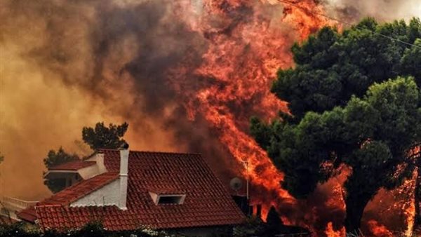 حريق غابات في اليونان