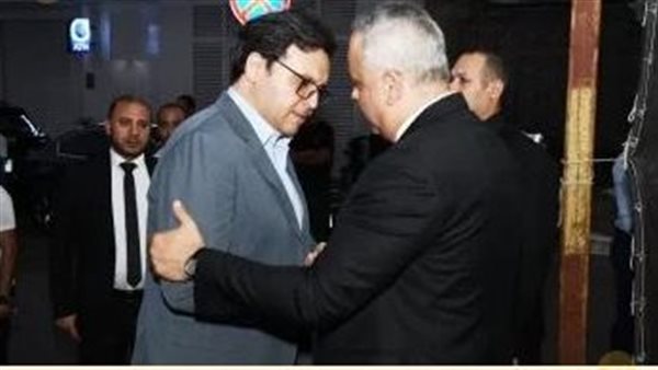 تامر عبد المنعم ووزير