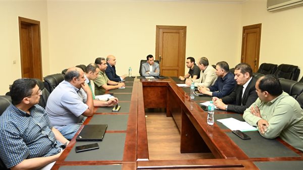 وزير الشباب والرياضة