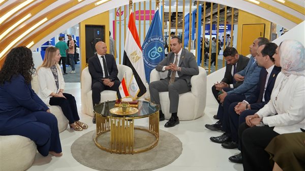 جانب من اللقاء