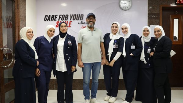 وفد من أطباء الأسنان