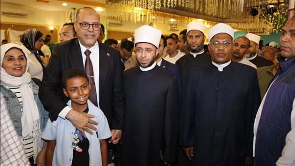 وزيرا العمل والأوقاف