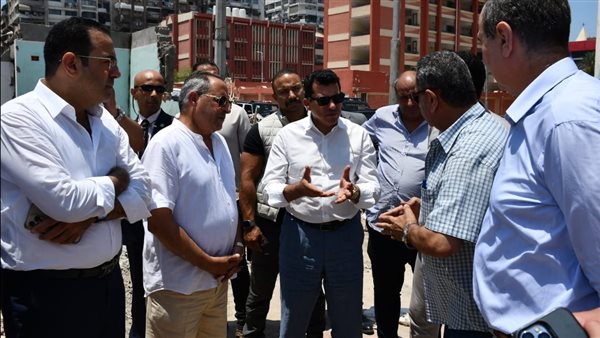 وزير الشباب والرياضة