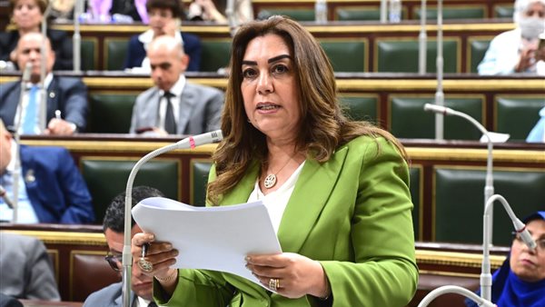 الدكتورة منال عوض