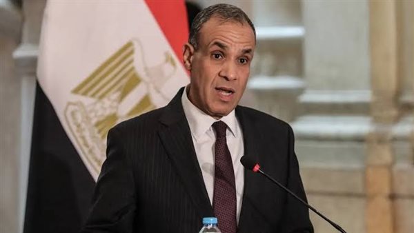 الدكتور بدر عبد العاطي