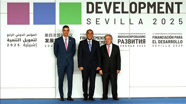 الدكتور مصطفى مدبولي