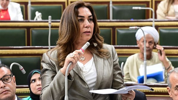 الدكتورة منال عوض