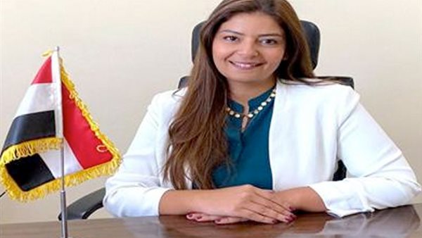 الدكتورة نيفين منصور