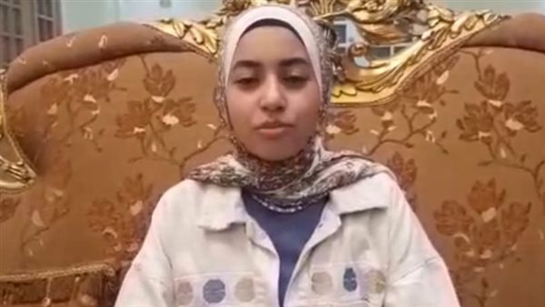 الأول على الشهادة