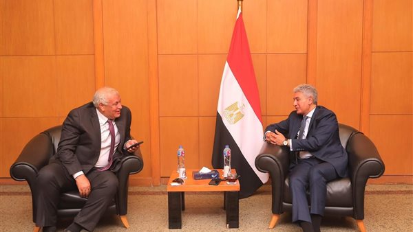 شريف فتحي وزير السياحة