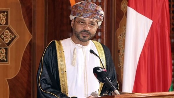 وزير الخارجية العماني