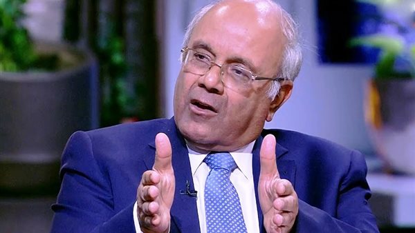 الدكتور محمد عطية