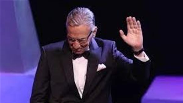 عزت أبو عوف