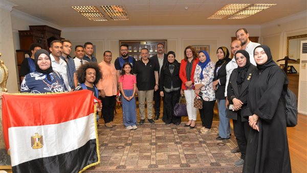 محافظ أسيوط ـ وفد