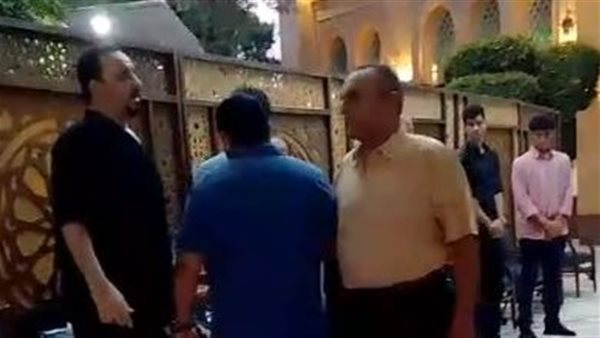 هشام إسماعيل