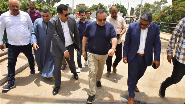 جولة تفقدية لمحافظ