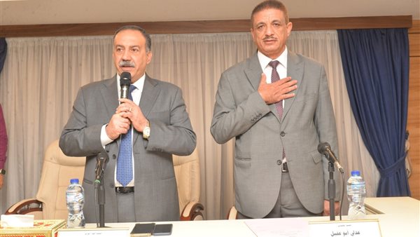  محافظ أسيوط