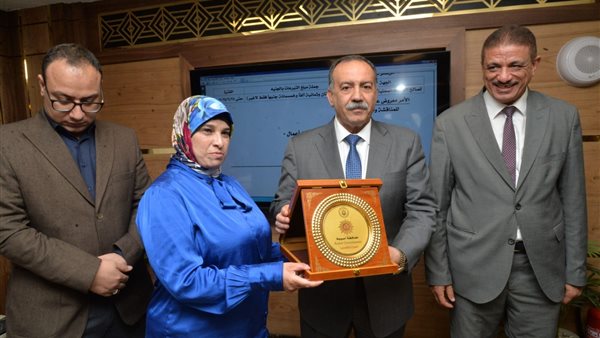 محافظ أسيوط