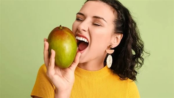 تناول المانجو 