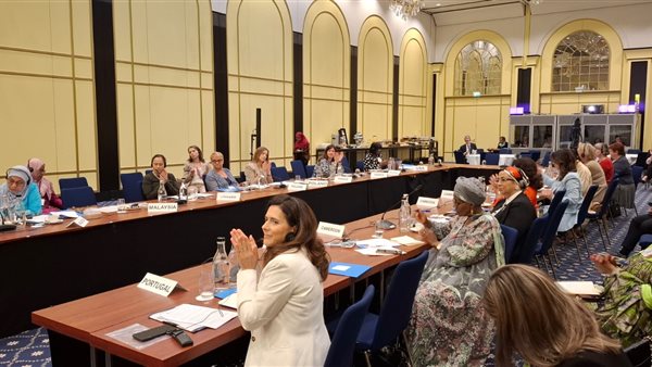  المستشارة أمل عمار