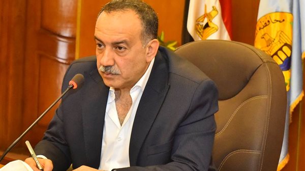 محافظ أسيوط اللواء