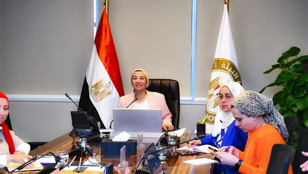 وزيرة البيئة الدكتورة