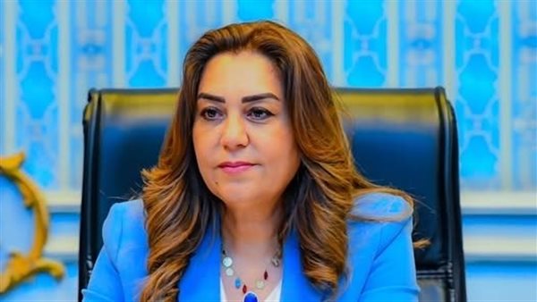 الدكتورة منال عوض