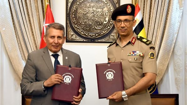  مدير الكلية الفنية