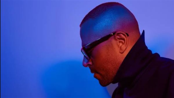 الفنان تامر عاشور