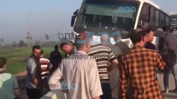 حادث تصادم أعلى الطريق