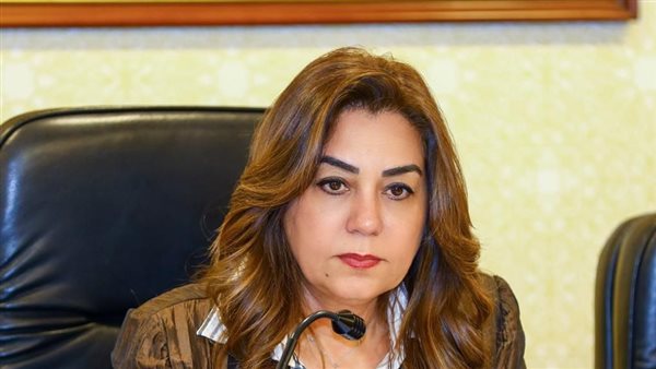  الدكتورة منال عوض