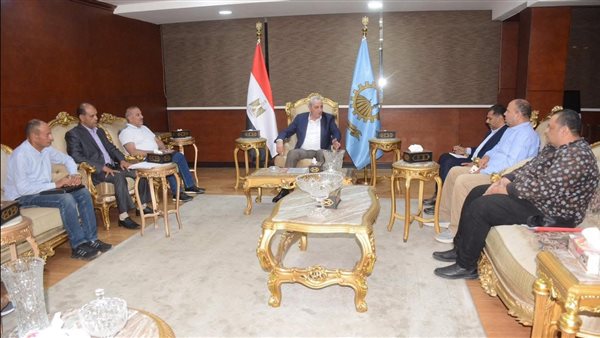 محافظ الغربية خلال