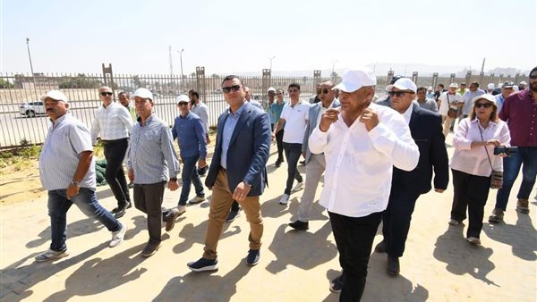 جولة وزير الإسكان