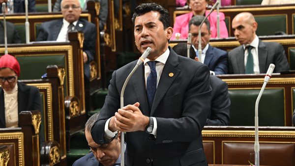 وزير الشباب والرياضة