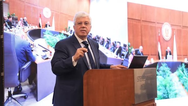  وزير التعليم العالي