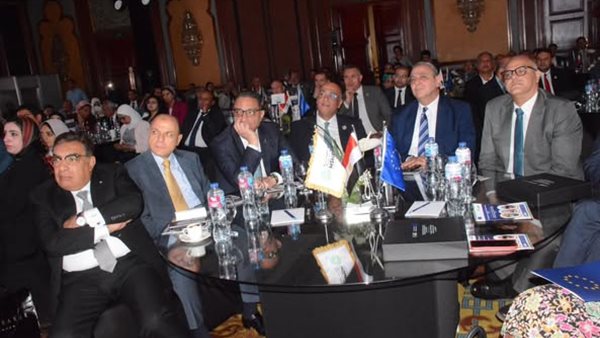 محافظ الغربية