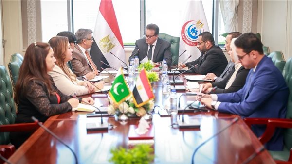  الدكتور خالد عبدالغفار