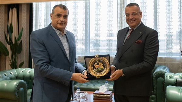 وزير الانتاج الحربي