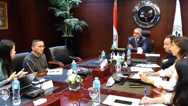 اجتماع حسام هيبة