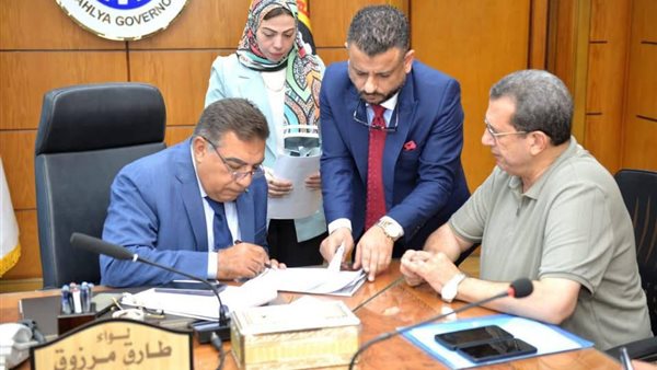 محافظ الدقهلية،