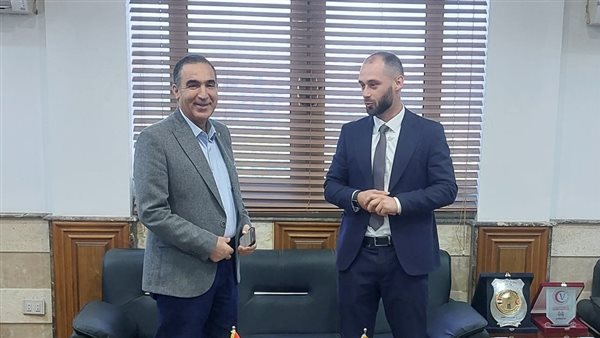 اجتماع  الدكتور حامد