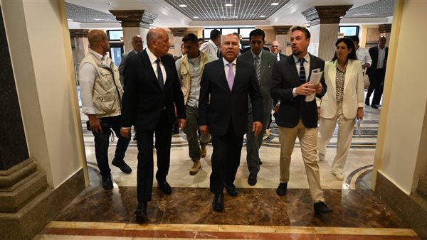 وزير الصناعة والنقل