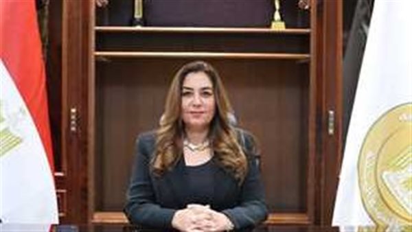  وزيرة التنمية المحلية