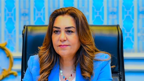 الدكتورة منال عوض