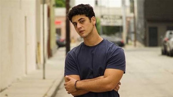 الفنان آدم الشرقاوي