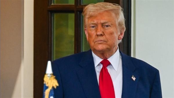 الرئيس الأمريكي دونالد